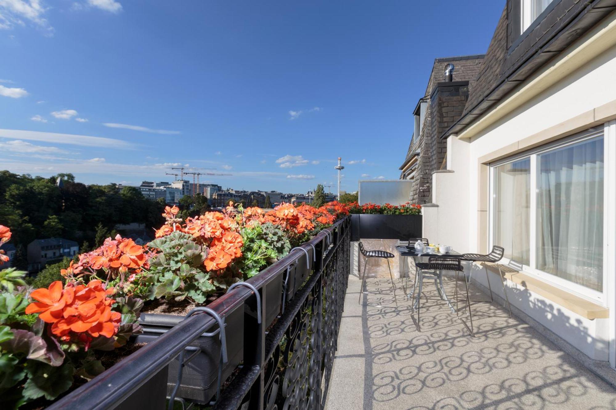 The Queen Luxury Apartments - Villa Vinicia Luxembourg Exterior photo