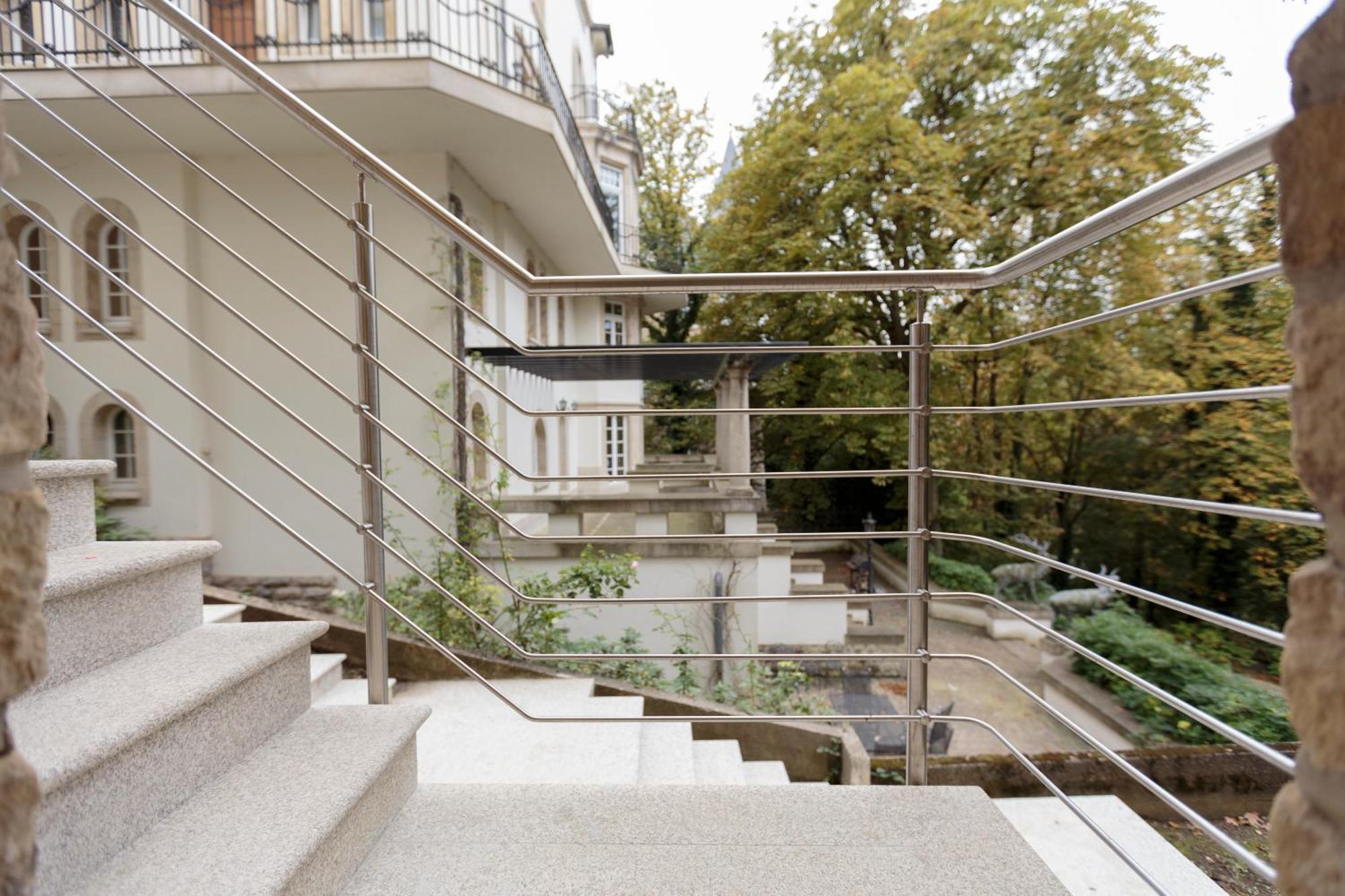 The Queen Luxury Apartments - Villa Vinicia Luxembourg Exterior photo